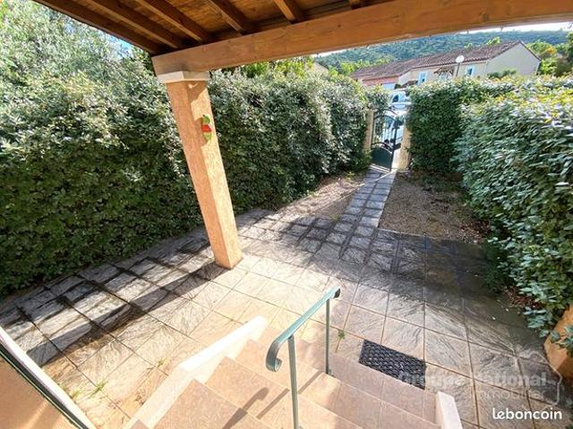 Maison vente à Aix-en-Provence, Eyguières