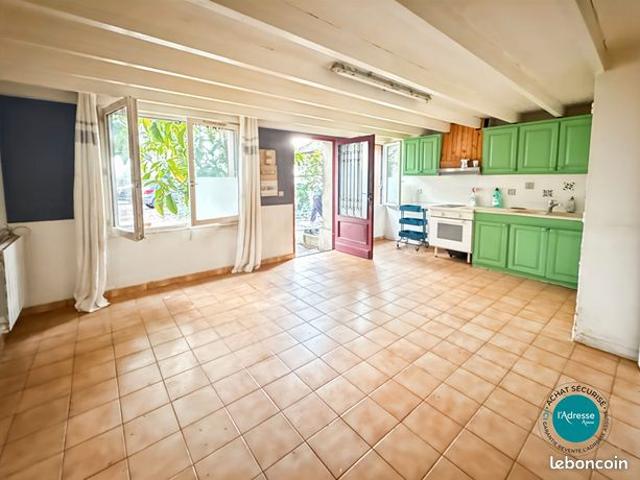 Maison vente à Corbeil-Essonnes, Essonne