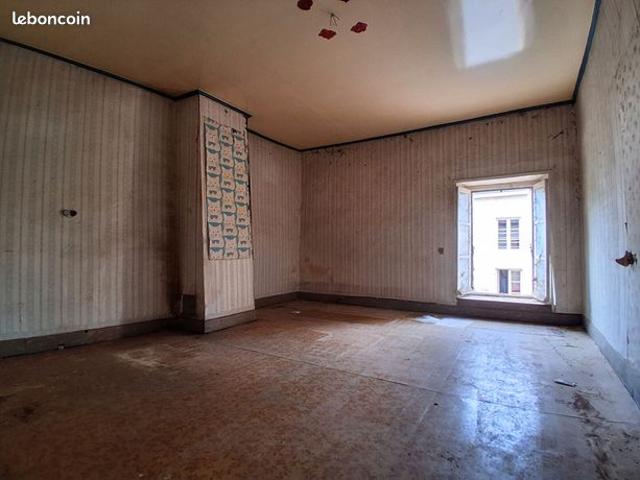 Maison vente à Charleville-Mézières, Aubigny-les-pothées