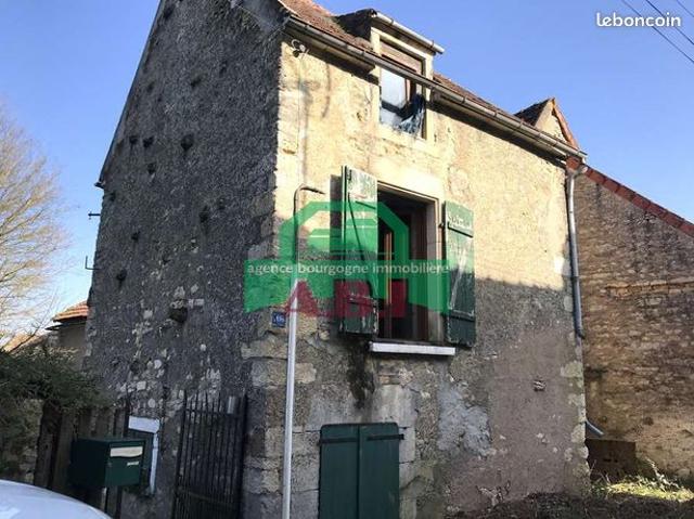 Maison vente à Clamecy, Varzy