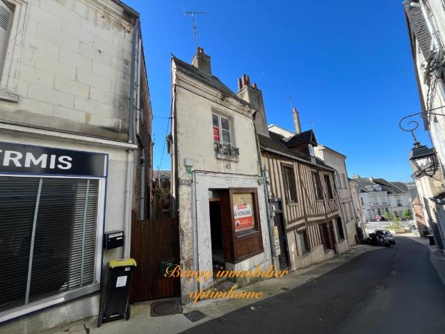 Maison vente à Loches, Château-renault
