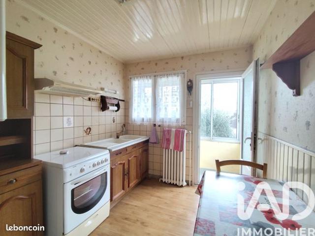 Maison vente à Palaiseau, La Ville-du-bois
