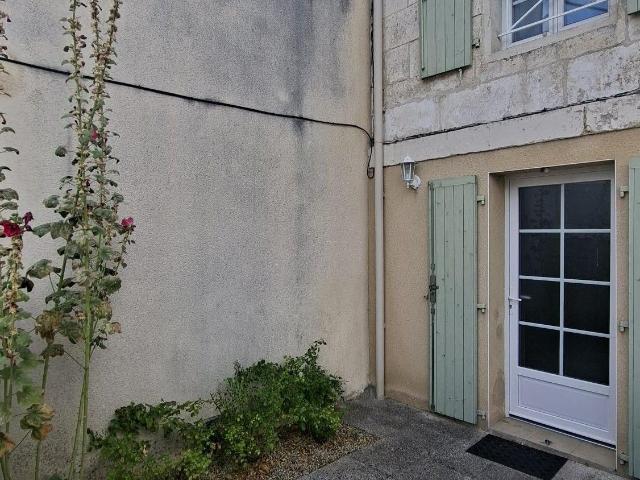 Maison vente à Angoulême, Aignes-et-puypéroux