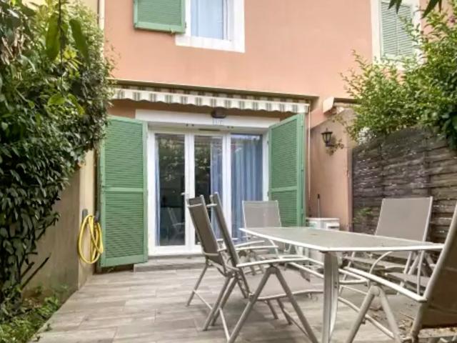 Maison vente à Arrondissement de Toulon, La Londe-les-maures