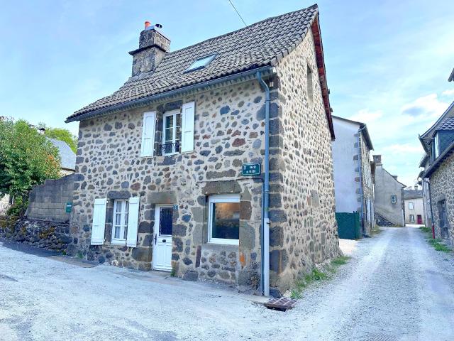 Maison vente à Saint-Martin-Valmeroux