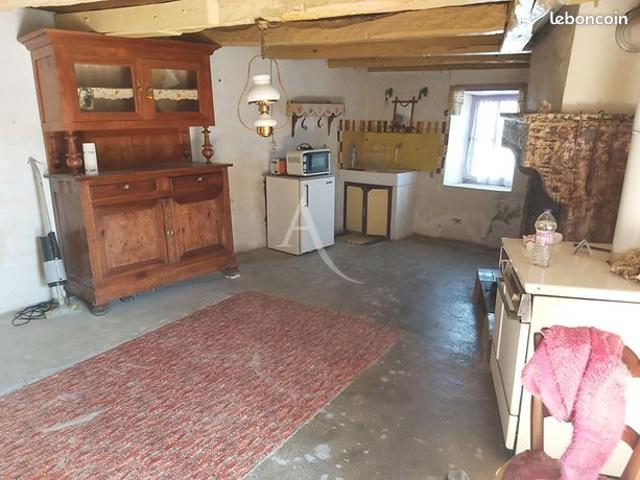 Maison vente à Parthenay, Puihardy