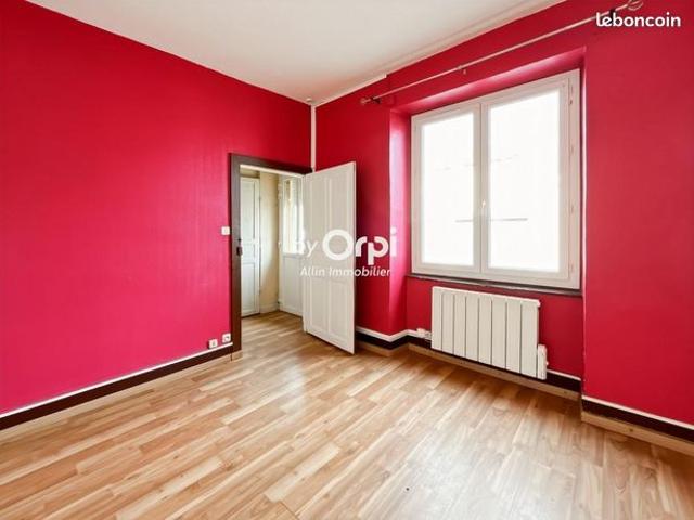 Maison vente à Montluçon, Montmarault