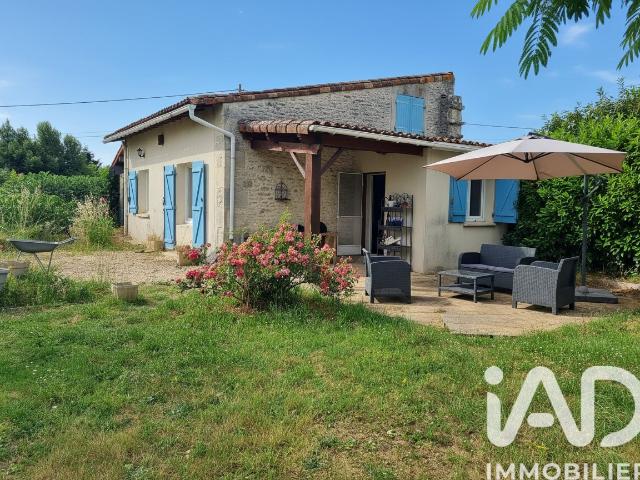 Maison vente à Montmorillon, Saint-macoux
