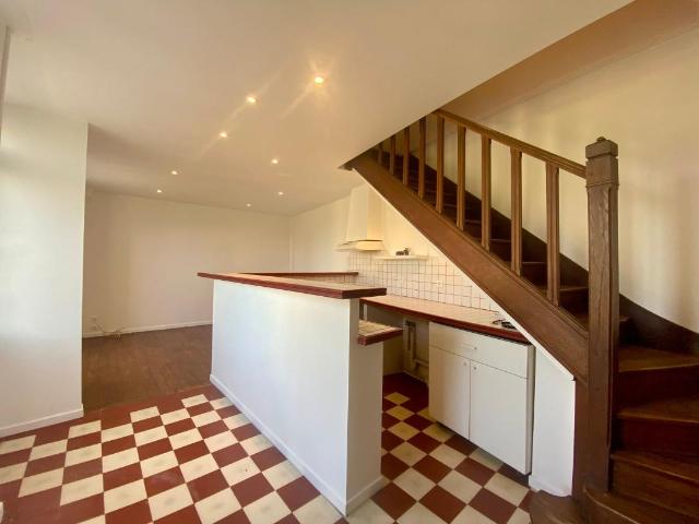 Maison location à Mirande, Saint-mont