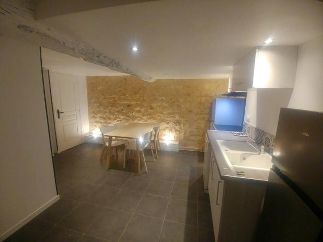 Maison vente à Angoulême, La Couronne