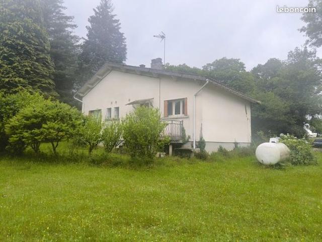 Maison vente à Confolens, Montrollet