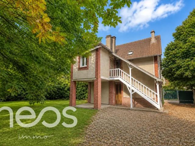 Maison vente à Senlis, Chantilly