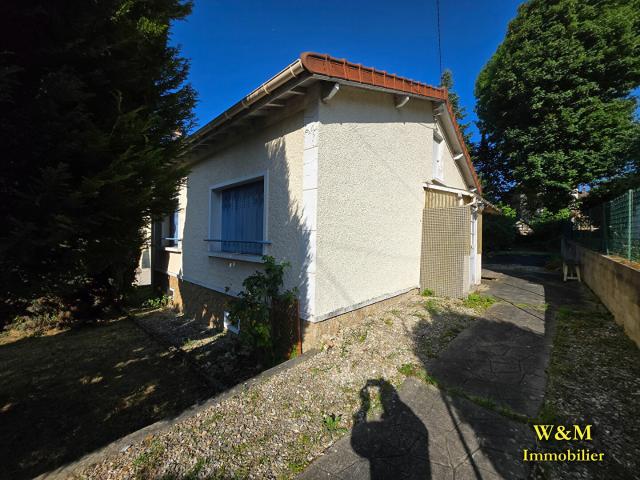 Maison vente à Place Nelson Mandela, Ris-Orangis