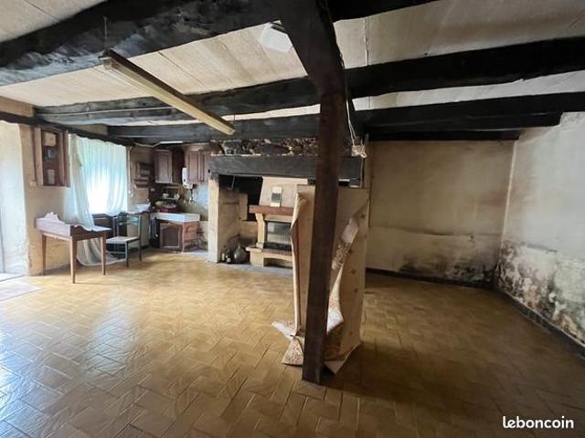 Maison vente à Ussel, Saint-yrieix-le-déjalat