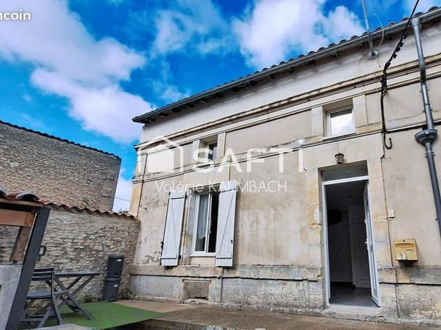 Maison vente à Cognac, Charente