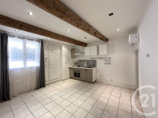 Maison location à Saint-Laurent-d'Aigouze, Gard