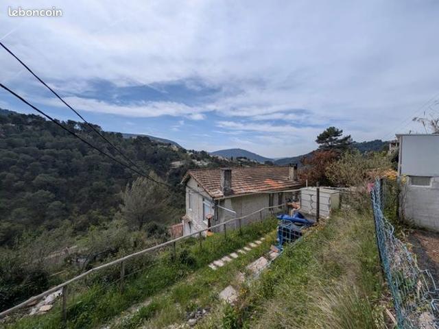 Maison vente à Nice, Drap