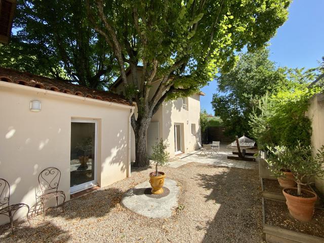 Maison location à Aix-en-Provence, Ventabren