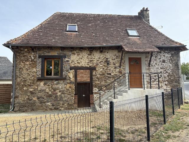 Maison location à Le Mas, Saint-Sornin-Lavolps