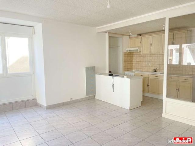 Maison vente à Fontenay-le-Comte, La Châtaigneraie