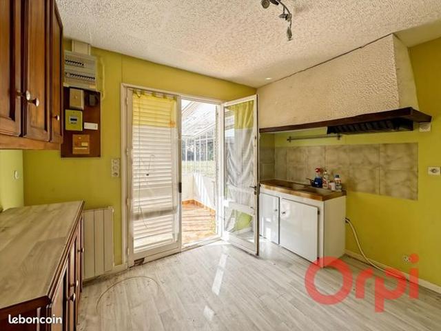 Maison vente à Saint-Amand-Montrond, Saulzais-le-potier