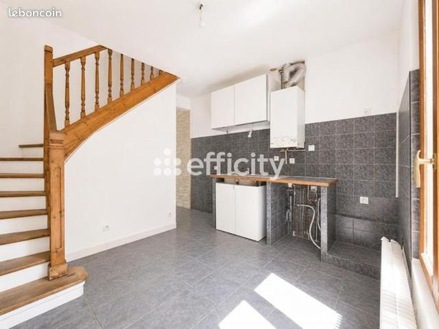 Maison vente à Dreux, Montreuil