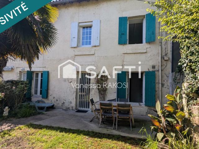 Maison vente à France métropolitaine, Saintes