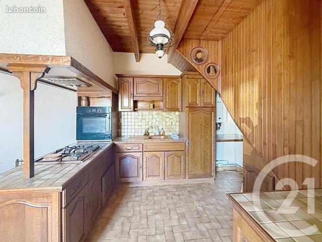 Maison vente à Guingamp, Bretagne