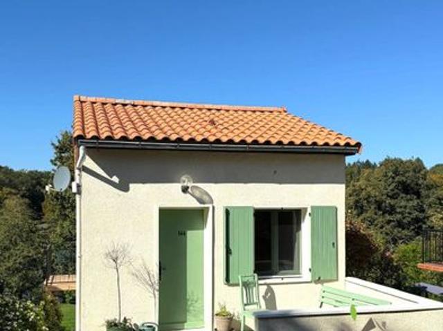 Maison vente à Angoulême, Écuras