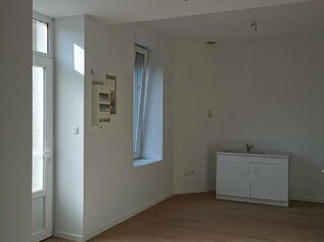 Maison vente à Mayenne, Champgenéteux