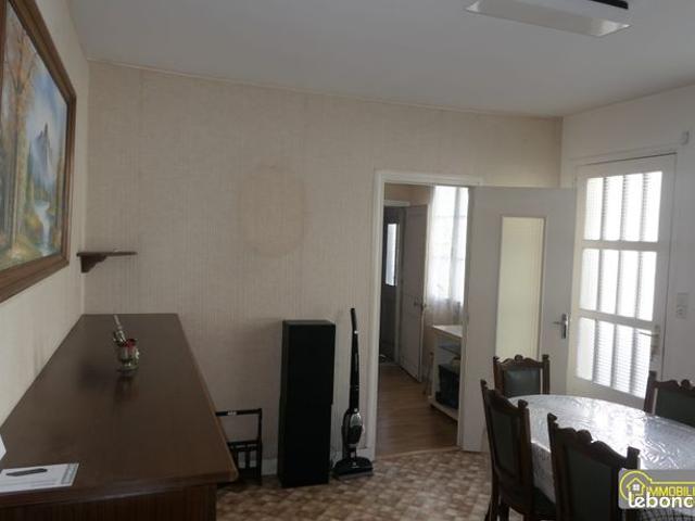 Maison vente à Avranches, Barenton