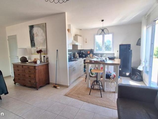 Maison vente à Nontron, Saint-saud-lacoussière