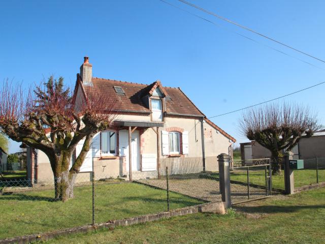Maison vente à Château-Chinon (Ville), Charrin