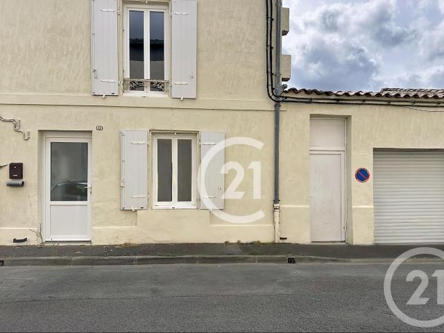 Maison vente à Saint-Martin, Cognac