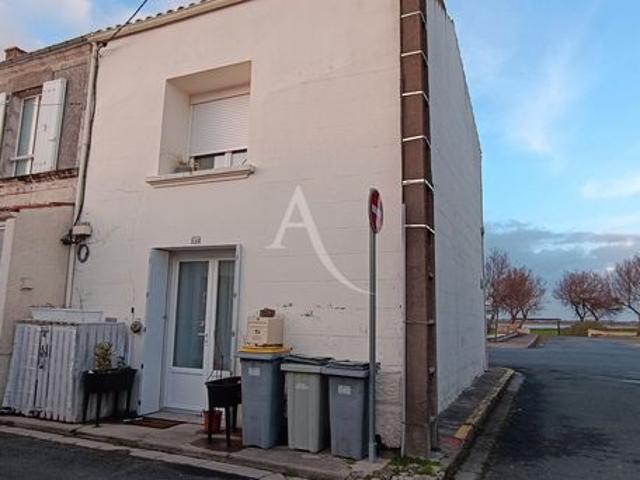 Maison vente à Rochefort, Port-des-barques