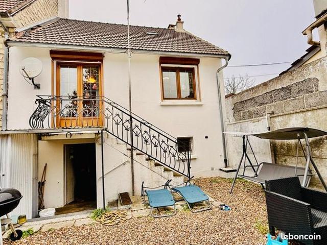 Maison vente à Pontoise, Persan