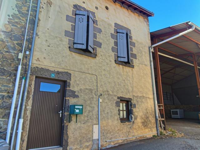 Maison location à Chanat-la-Mouteyre, Puy-de-Dôme