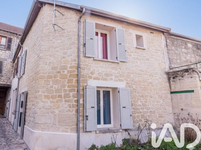 Maison vente à Saint-Germain-en-Laye, Carrières-sur-seine