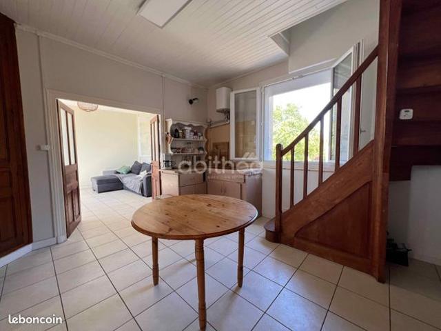 Maison vente à Chassiecq, Charente
