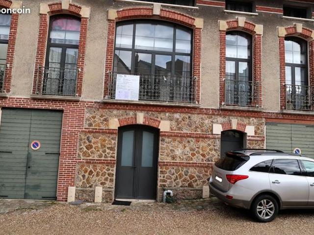 Maison vente à Pontoise, Marines