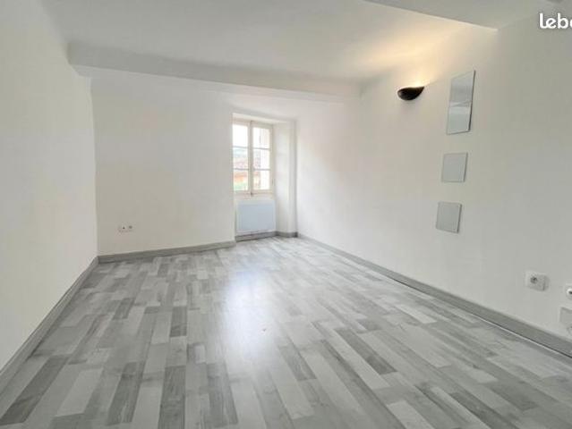 Maison vente à Arrondissement de Toulon, Collobrières