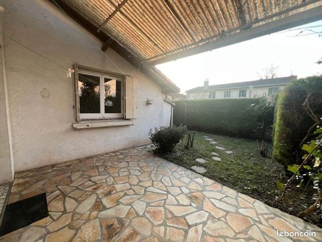 Maison vente à Aiguillon