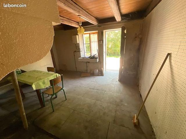 Maison vente à Épinal, Uzemain