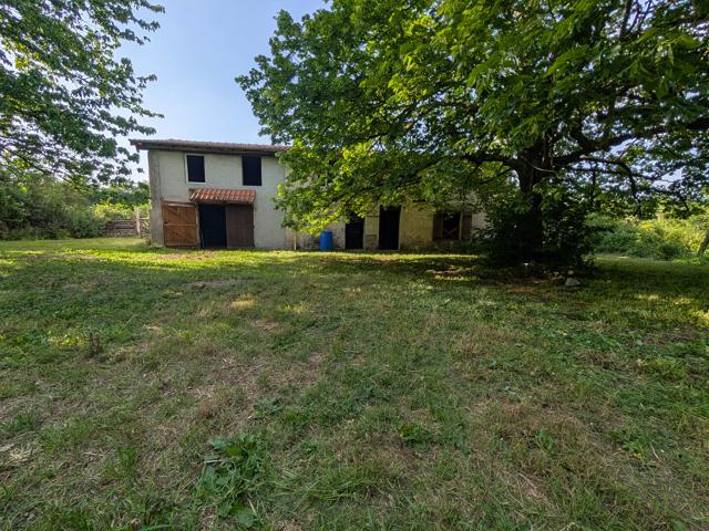 Maison vente à Vienne, Ville-sous-anjou