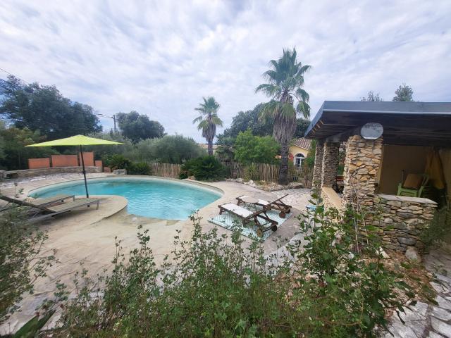 Maison vente à Saint-Etienne d'Escattes, Souvignargues