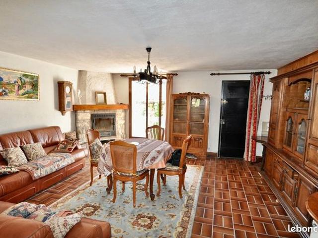 Maison vente à Castellane, Méailles