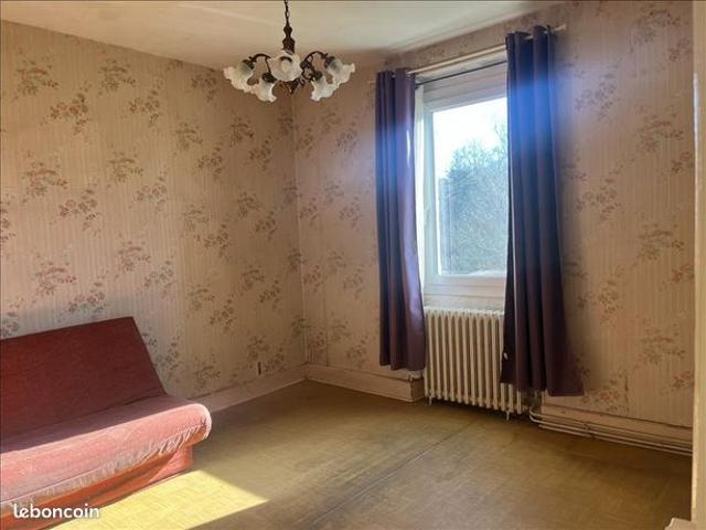Maison vente à Montluçon, Néris-les-bains