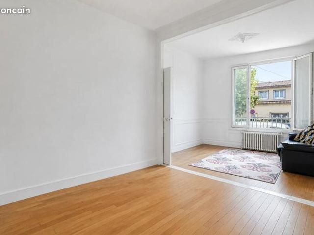 Maison vente à Saint-Denis, Stains