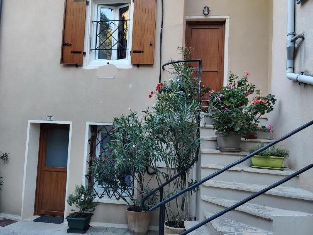 Maison vente à Castres, Burlats