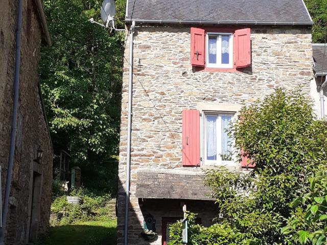Maison vente à Millau, Réquista